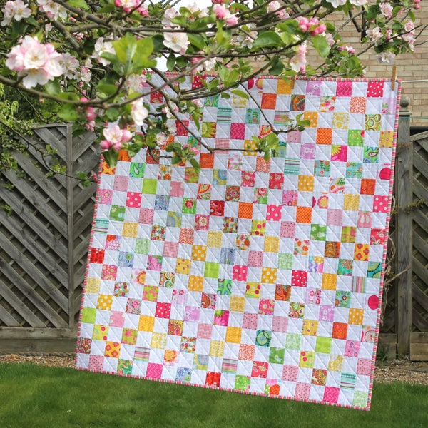 Modern baby quilt or wallhanging - patchwork throw - READY TO SHIP - girl - toddler - kids quilt - crib quilt - summer - picnic