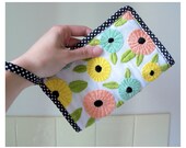 handmade embroidered flowers wallet