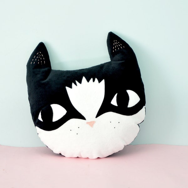 Coussin tête de chat noir et blanc en velours - Fait main - Décoration chat