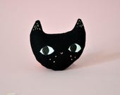 Cute black cat brooch. Cat jewel-hand-painted on a silver brooch.