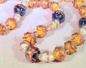 Ispirazione vintage collana, veneziano blu verde, melone & White Wedding Cake perline e chiusura magnetica placcato oro