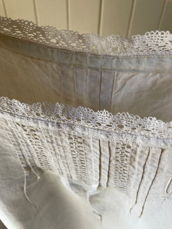 antique French linen and lace nightgown ~ CP mono… - image 4