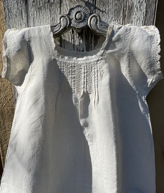 antique French linen and lace nightgown ~ CP mono… - image 10