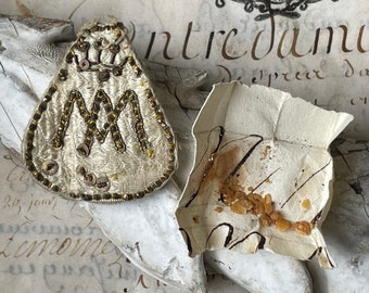 1800s antique Italian reliquary, 19th century Italian ex voto ~ fabric reliquary