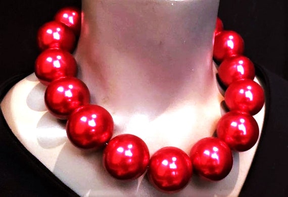 Big red pearl necklace clearance