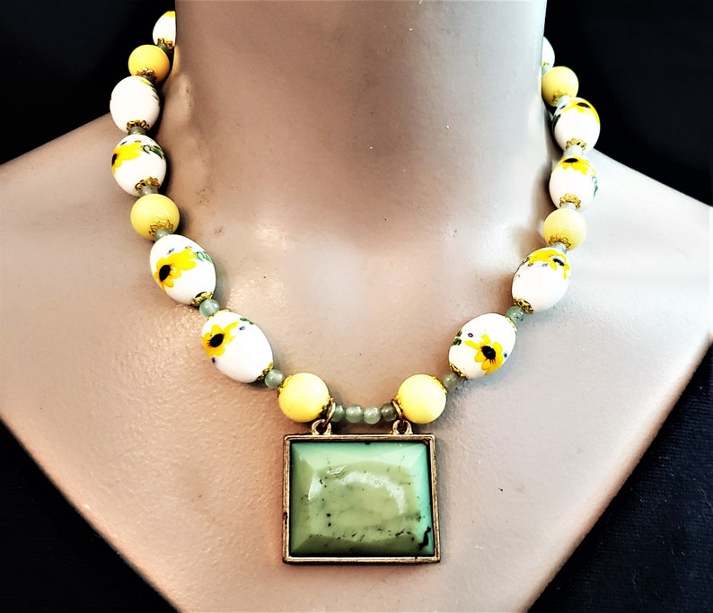 Summer Necklace Yellow White Green Jade Flower Daisy Pendant Asian Ceramic Porcelain Statement Big Bold Chunky Plus Size