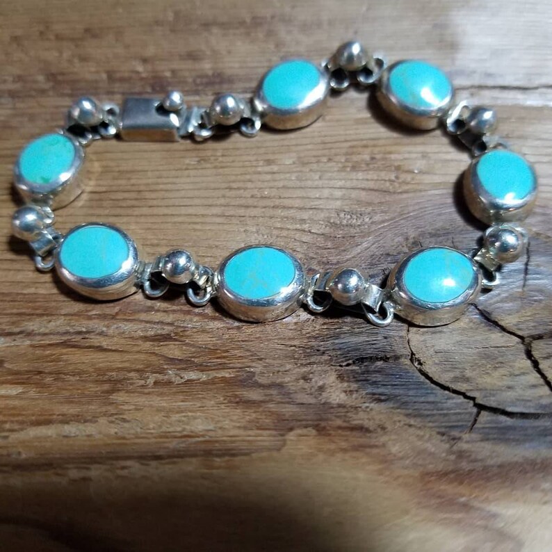TURQUOISE BRACLET