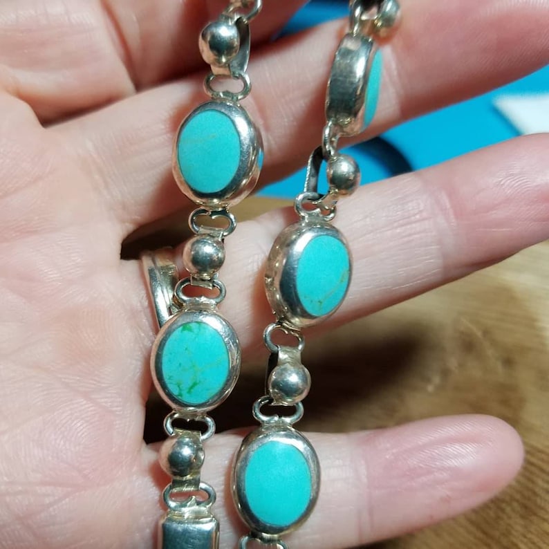 TURQUOISE BRACLET