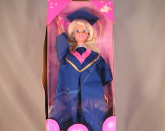 Vintage Class of '96 Graduation Barbie - Mattel 15585  (1995) - NRFB - Barbie Doll