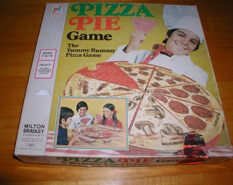 1974 Pizza Pie the Yummy-Yummy Vintage  Game, Milton Bradley -vintage game