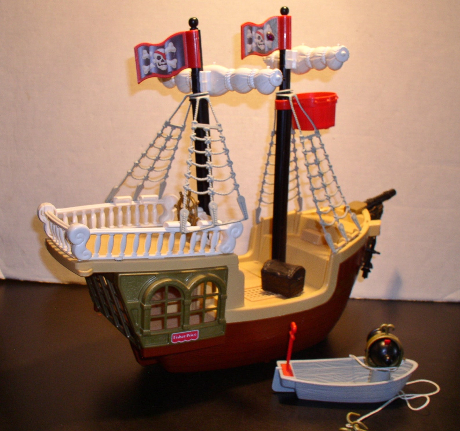 fisher-price-pirate-ship-1994-how-do-you-price-a-switches