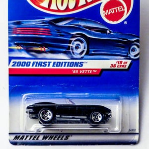 Hot Wheels 2000 First Editions - &#39;65 Vette MOC