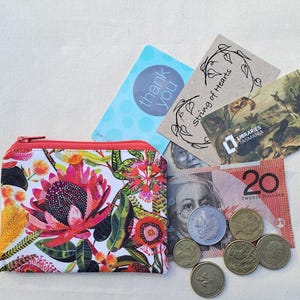 Small zipper coin purse, Earbud pouch, Card wallet, Small make up pouch, Medicines organiser, Jewellery case, Australiana fabric, Handmade