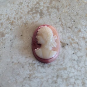 1 St. ca. 10 x 14 mm Vintage Gemme, Frauenkopf, Kammee, Schmuckstein, Glas, Kamee Cabochon beige- braun cameo (2)
