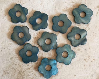 10 St. Perlmutt Donut Blume 25 mm, blau, Flower