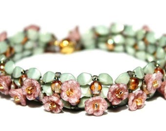 Kit bracelet DIY "SABINE-2" (N°1) set créatif, rose-doré-vert, DIY, bracelet avec fleurs, perles fleurs, set créatif