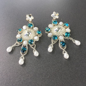 PDF Instructions Earrings &quot;Apolinaria&quot; Beading Tutorial pattern ear studs Swarovski bridal jewelry Wedding Make your own beading DIY