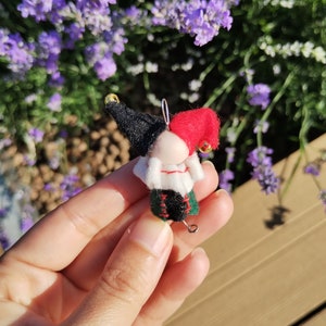 Brincos/encantos artesanais Jester