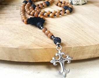 Halskette aus schwarzen Lavasteinen und Holzperlen mit einem Kreuz; Kruzifix Stil Unisex Rosenkranz Halskette