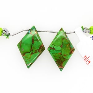 Copper Green Turquoise Drops Kite Shape 30x20mm Drilled Beads Matching Pair, Vibrant Green Color, Smooth Briolettes For Earrings (25436)