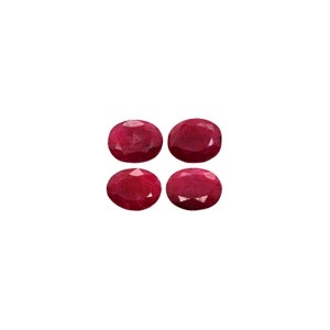 Ruby Oval 11x9x4mm Approximately 17 Carat, July Birthstone, Faceted Plain Top, Blood-Red Colored , Corundum, Ornamental Stone (9735)