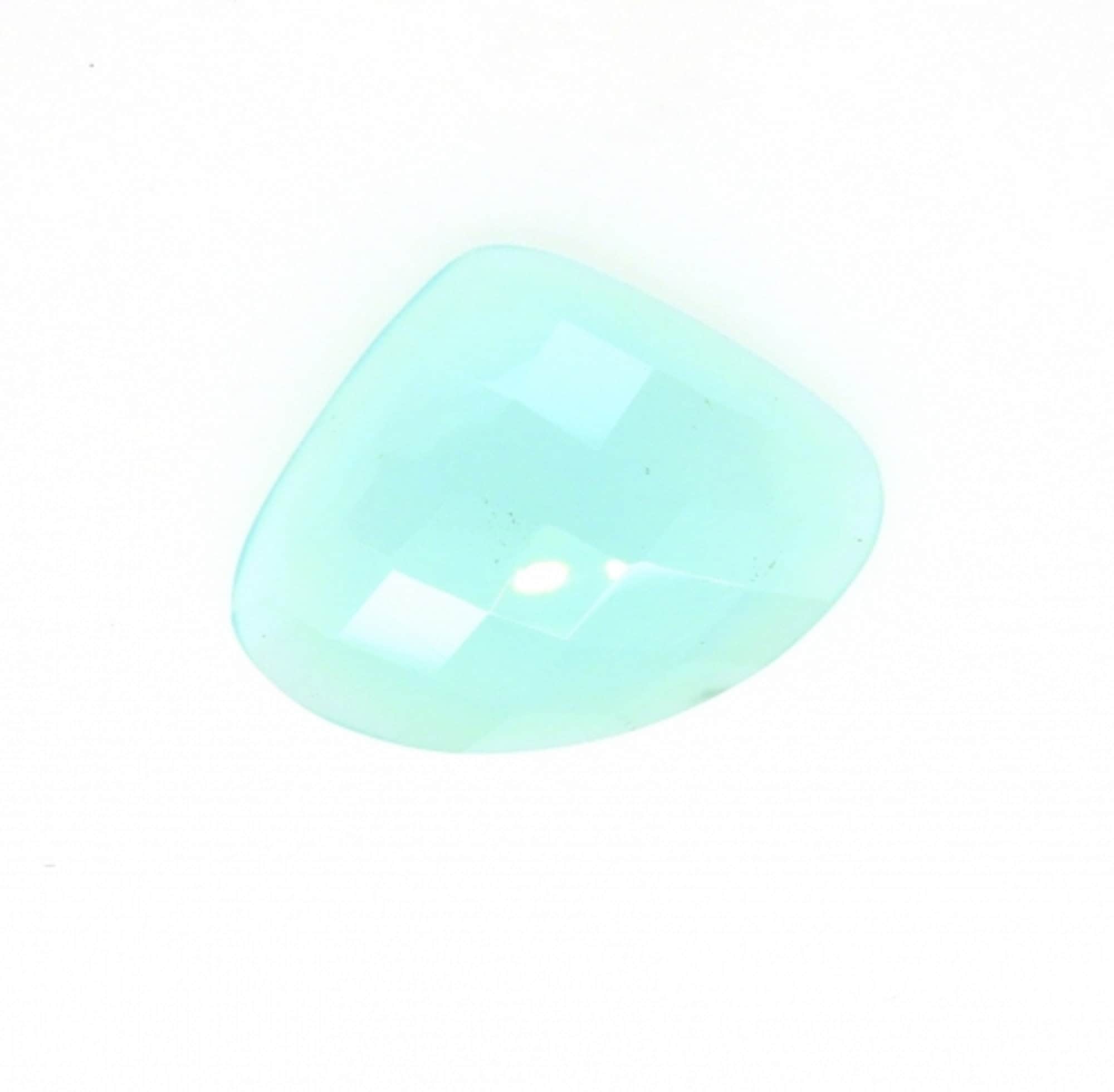 ペルー産カルセドニー ハートシェイプ 23x17.5 mm 約12カラット