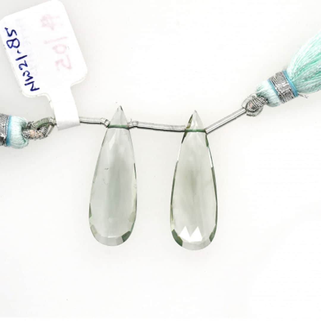 グリーンアメジストドロップ アーモンドシェイプ 30 x 10 mm ドリルド