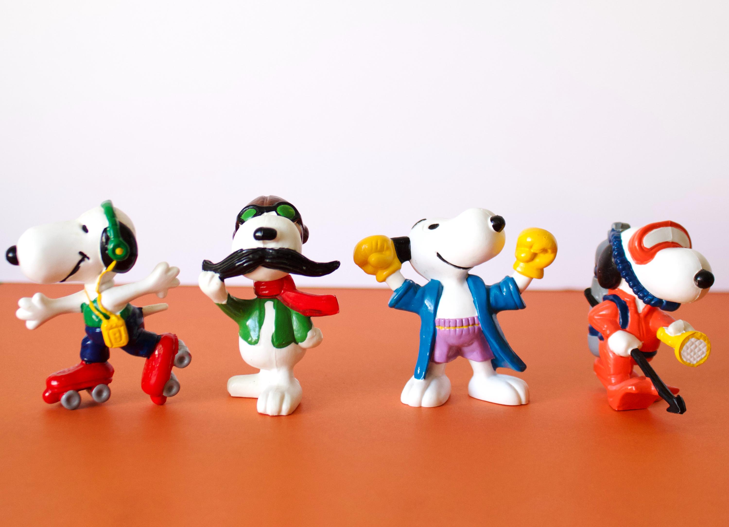 Vintage Snoopy PVC Figurine: United Feature Hong Kong, 1958-66 - Etsy
