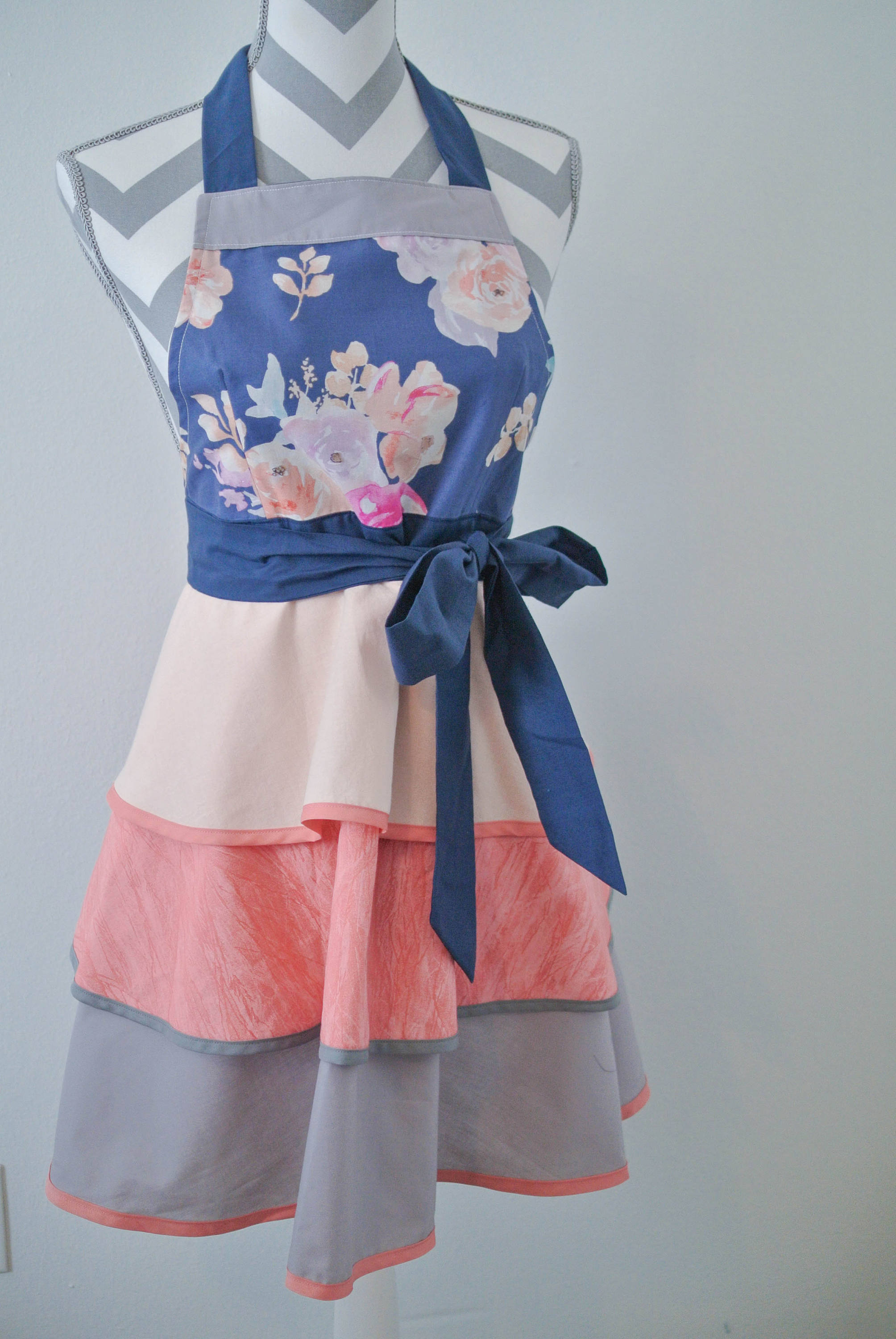 Women's Apron Apron Full Apron Vintage Style Apron Etsy