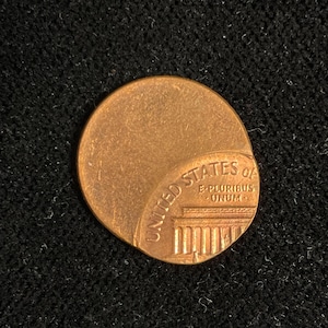 Off-Center Error Copper Cent / U.S. Mint Genuine Mis-strike Penny Coin – Rare / C3528