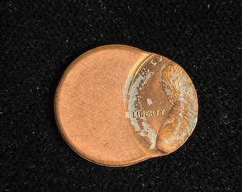 Off-Center Error Copper-Zinc Cent / U.S. Mint Genuine Mis-strike Penny Coin – Rare / C3533