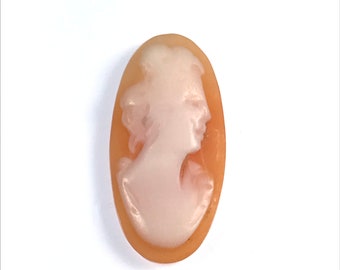 Vintage hand-carved shell Cameo / CA3221