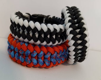Two color deals paracord bracelet
