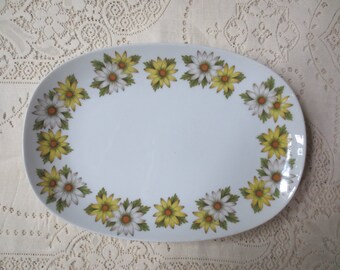 Noritake "Marguerite" Serving Platter, Cook'n Serve. Retro Dinnerware, Daisy Dishes, 1970s china plates. Farmhouse Decor, Yellow Plates