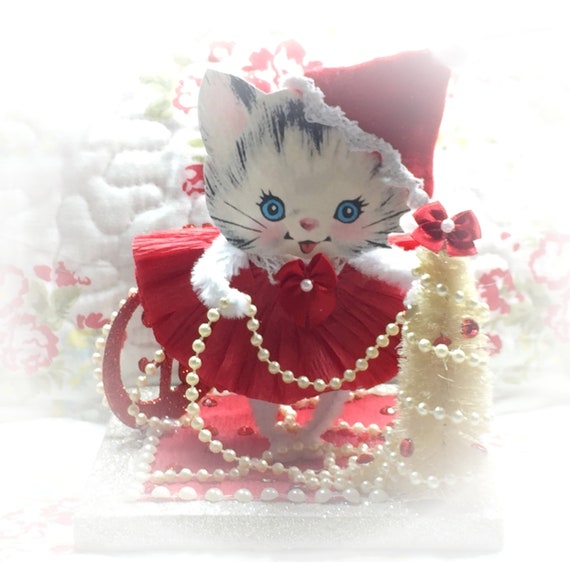 Christmas Kitty Figure Figurine Diorama - Cat Kitten Bump Chenille Pipe Cleaner - Paperdoll Paper Doll - Shabby Chic Vintage Decoration Gift Il_570xn