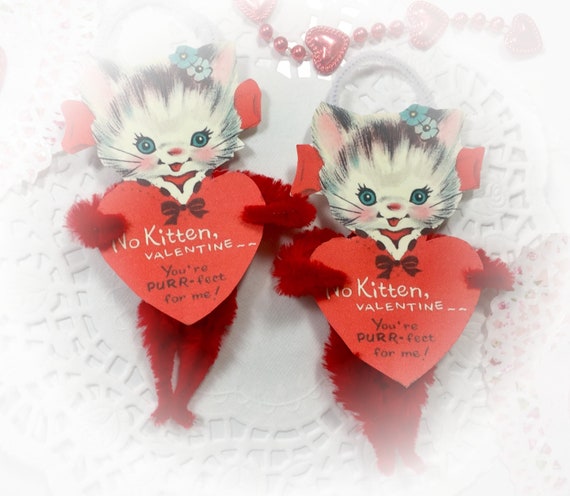 4 Vtg Style Chenille Valentine Ornaments Pink Kittens Cats  Conversation hearts