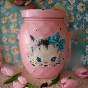 Vintage Kitty Pink/Peach Glass Jar - Whimsical Kitschy Kitsch Salmon Coral Decor Retro Decor Shabby Chic - Vanity Desk Bathroom Storage Gift