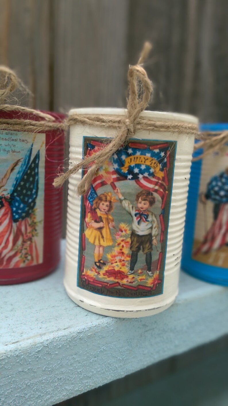 3 Americana Primitive Tin Cans Vases Shabby Chic Rustic Farmhouse Patriotic Flag Labor Memorial Day 4th of July 4 Red White Blue Centerpiece Bild 3