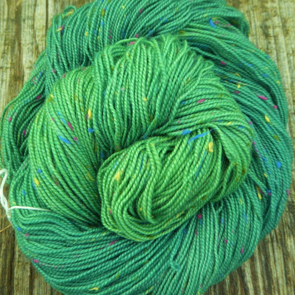 MERINO DONEGAL Nep wool, 100 gms, Hand Dyed, Mollycoddle Yarns, 4 ply, fingering, sock, 400 mts