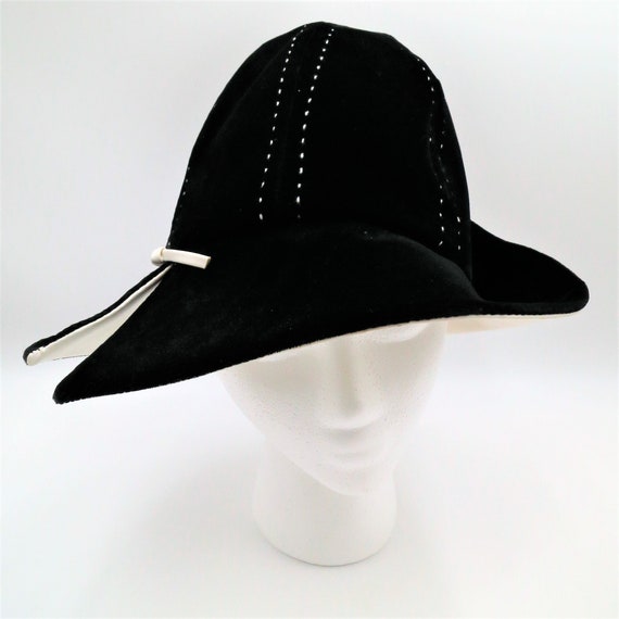 Cloche Hat Velvet by Mr John Mam'selle Black and … - image 4