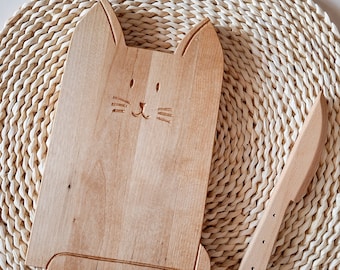Cat wooden serving board - Eco Friendly Kitchen Decor and New Home Gift Idea