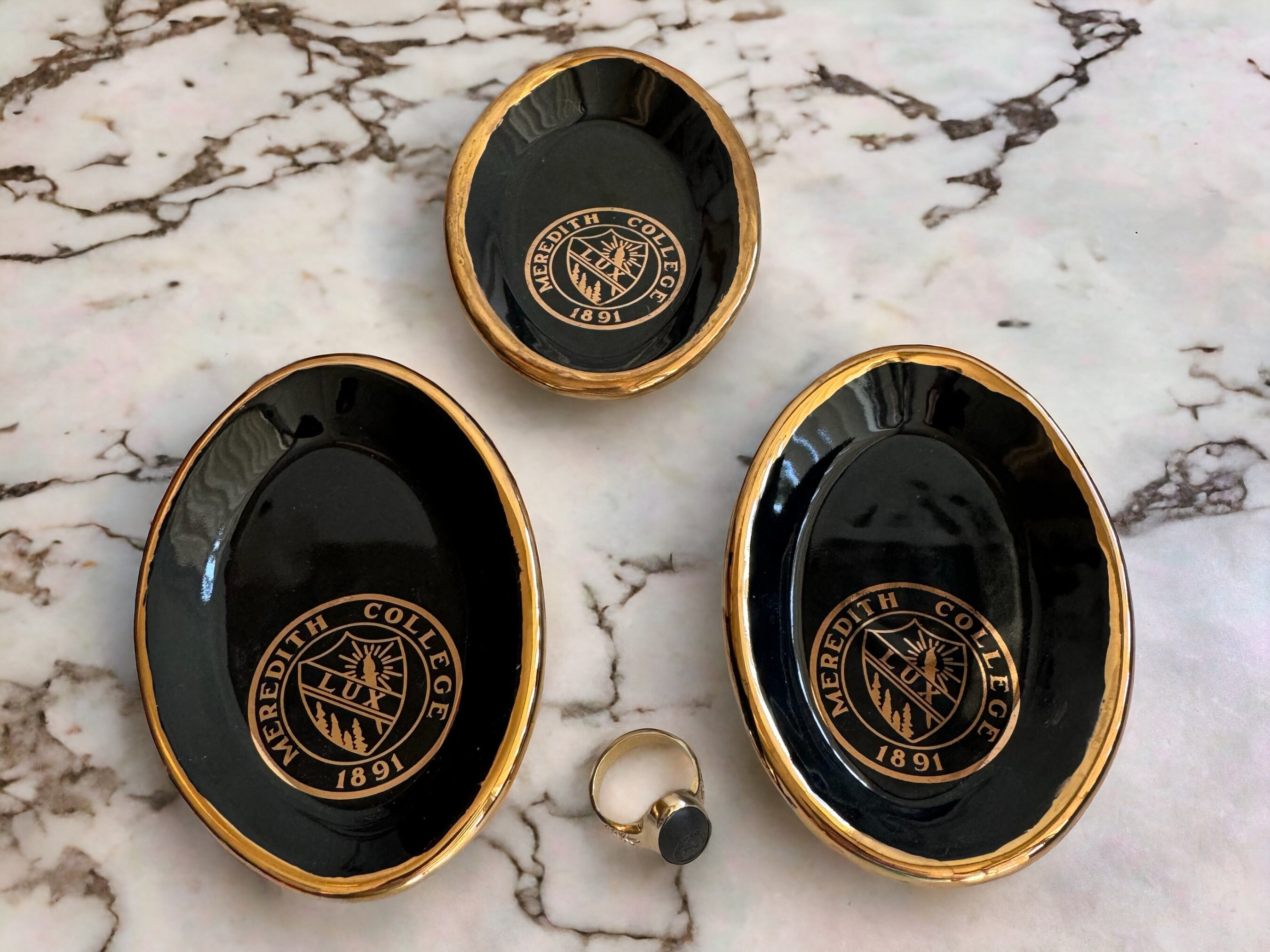 Meredith Onyx Etsy