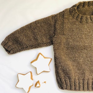 sweter w stylu guernsey - wzór na drutach 114 - rozmiary dzianin 3 m - 8y