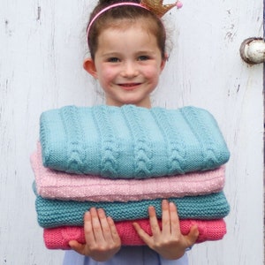 baby blankets and bear- knitting pattern 033
