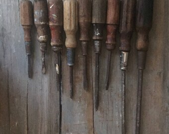Vintage screwdriver, wood handled screwdrivers, 9 screwdrivers