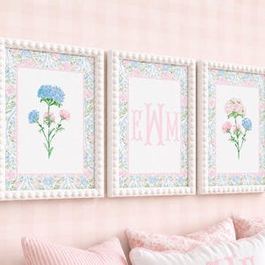 Botanische set voor meisjeskamer, bloemenkunst voor de kinderkamer, decoratie voor de slaapkamer, gepersonaliseerde decoratie met initialen, aquarel monogram initialen