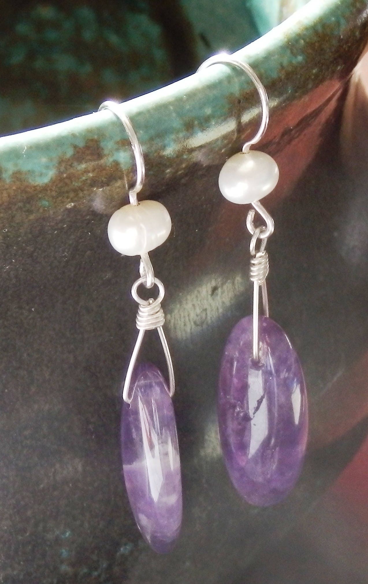 Freshwater Pearl and Amethyst Drop Earrings - Etsy Freshwater Cultured Pearl Drop Earrings w/Natural Amethyst Accents main image 0