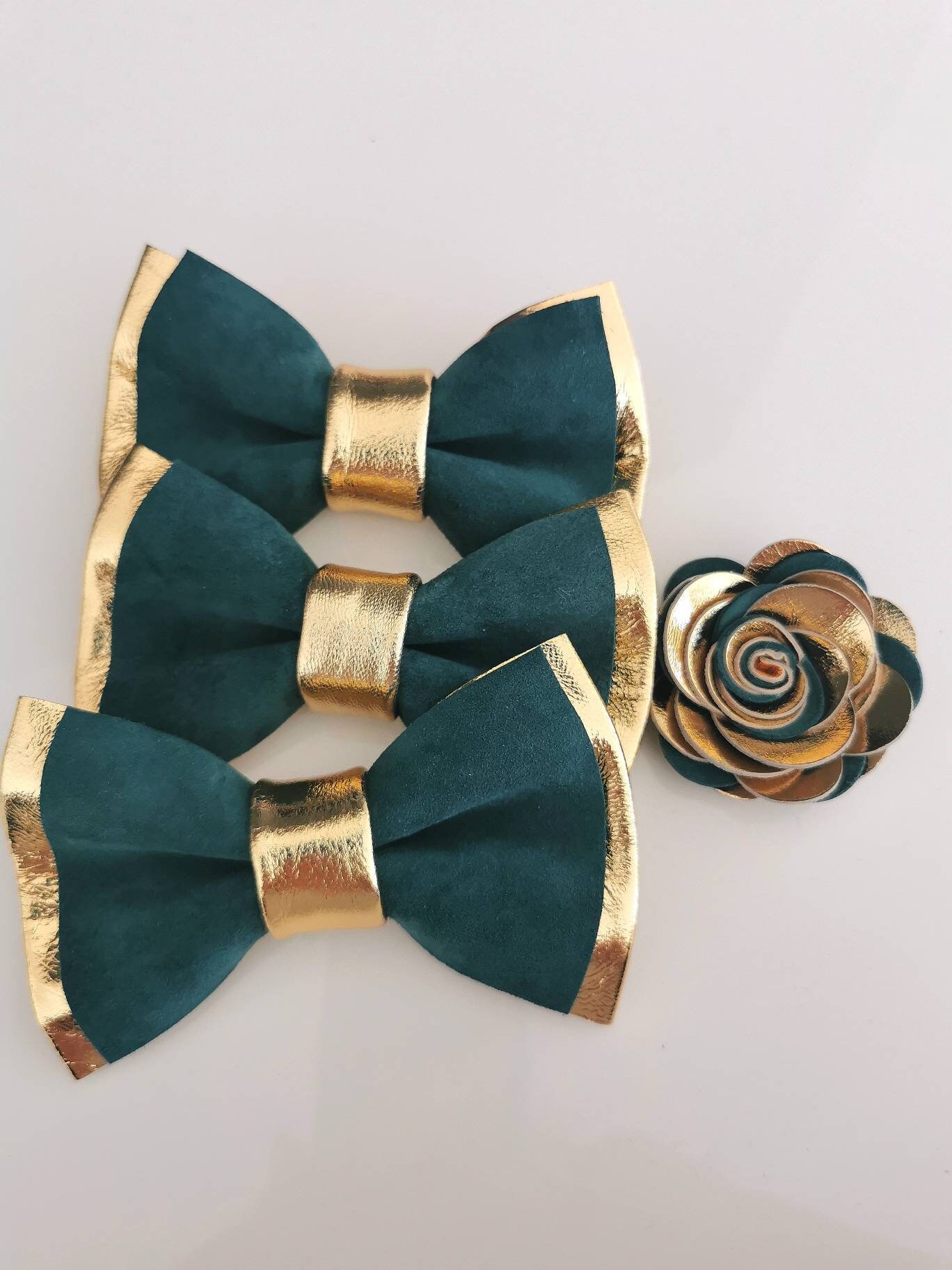 Emerald Green Gold Mens Bow Ties for Men Groomsmen Gift Set - Etsy Canada