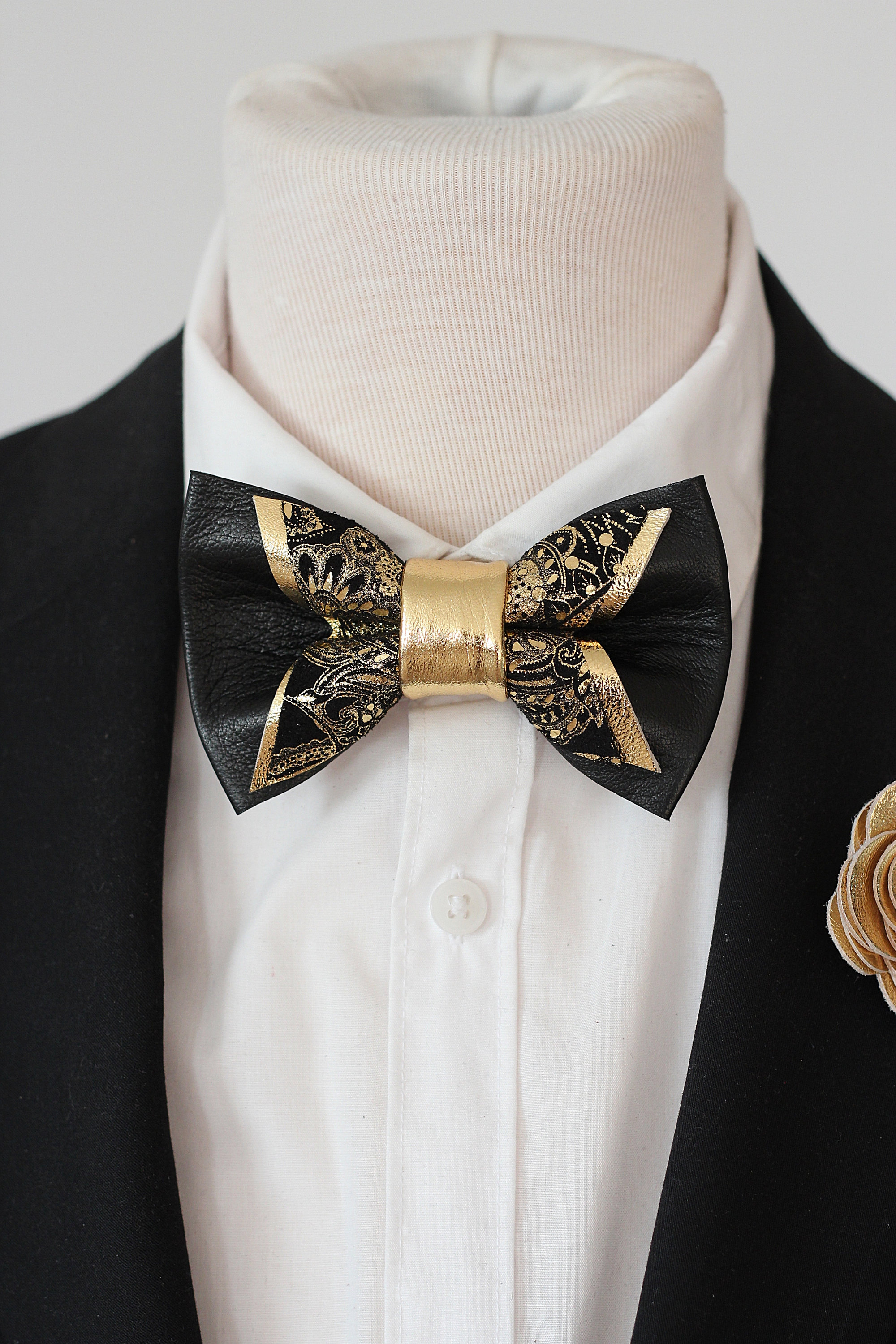 Black and Gold Mens Bow Tie for Men Wedding Bow Tie Set 