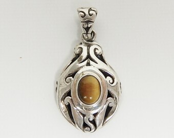 Vintage Sterling Silver Filigree Cats Eye Bali Style Pendant with Sterling Silver Chain